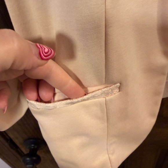 Candie's Lace Detailed Light Pink Blazer - Picture 3 of 7